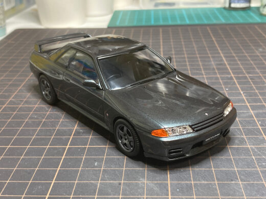 【写真】アオシマ ザ・スナップキット R32 GT-R 完成 フロント側