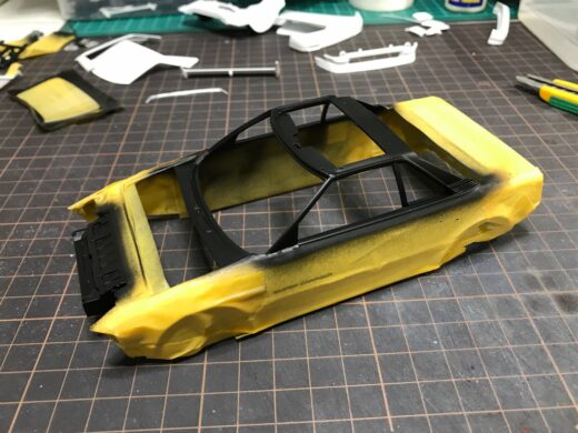 【写真】ハセガワMR2製作記-ボディ部のルーフ塗装