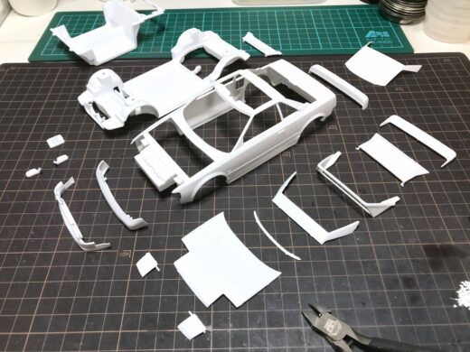 【写真】ハセガワMR2製作記ボディパーツ