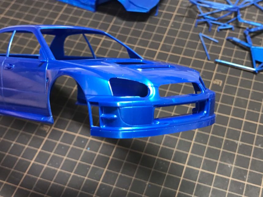 【画像】TAMIYA 1/24 SUBARU IMPREZA WRC '05 ボディのパーティングラインの処理